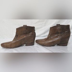 Frye Monica Back Zip Booties